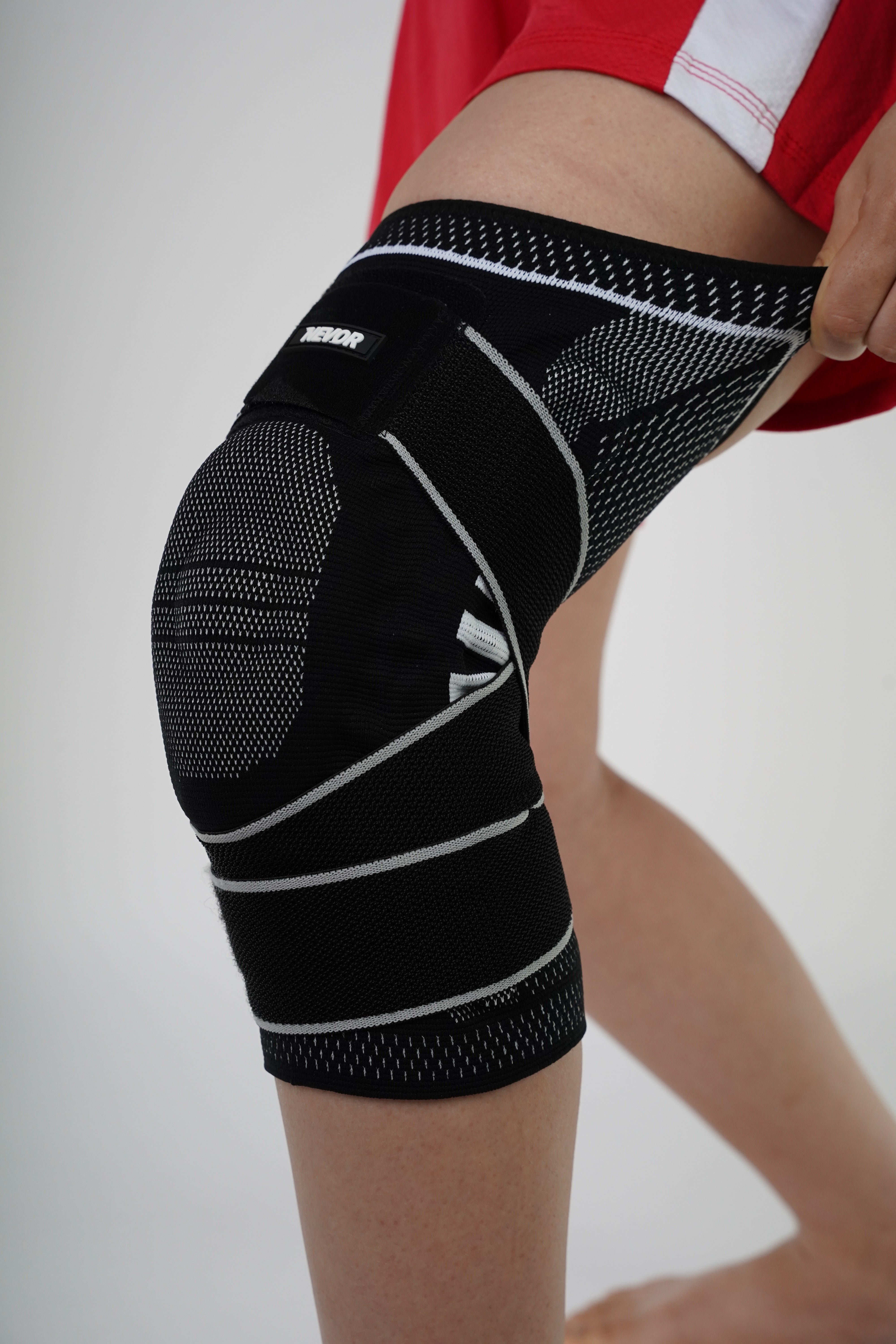 NEVOR KNEE-SHIELD X1