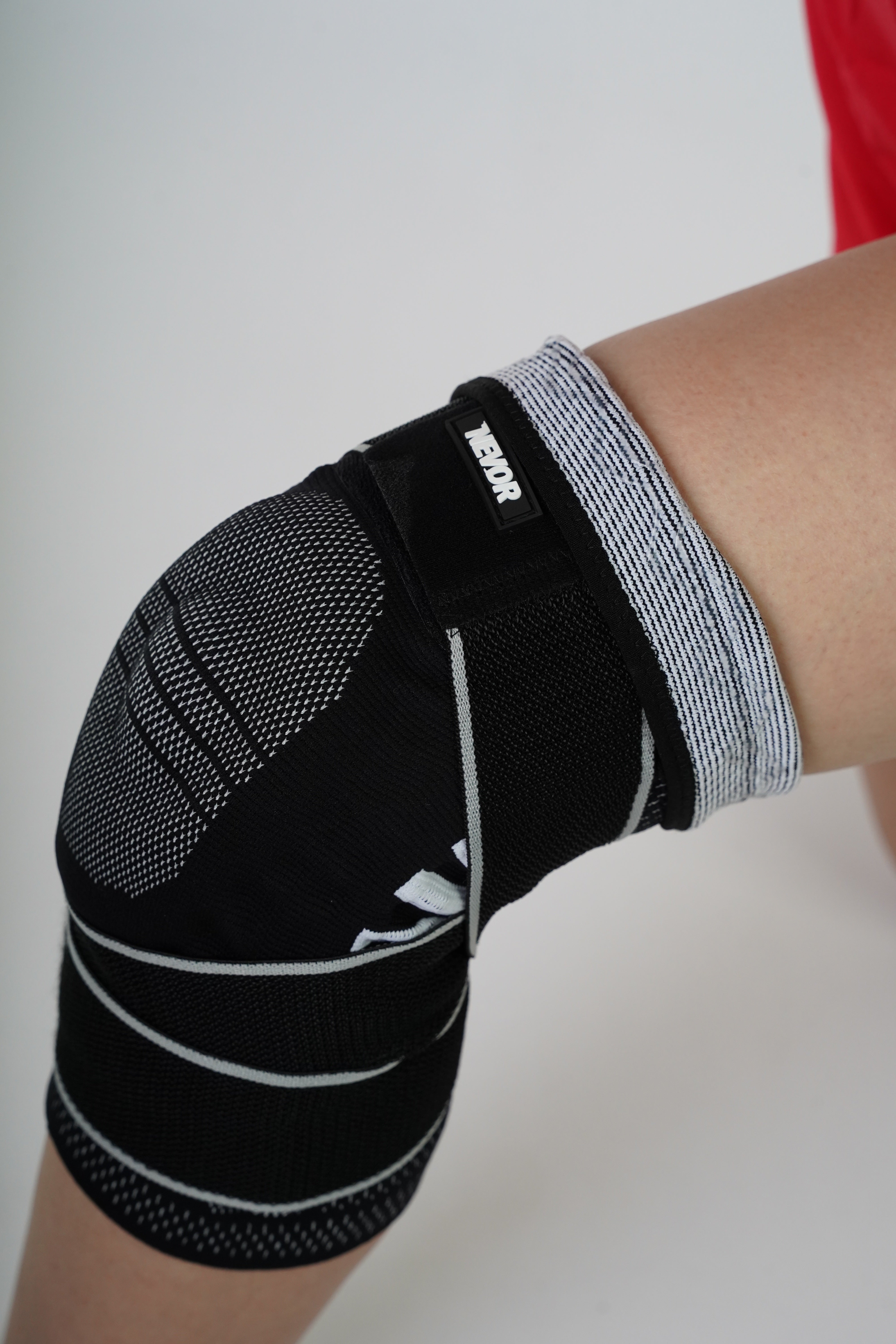 NEVOR KNEE-SHIELD X1