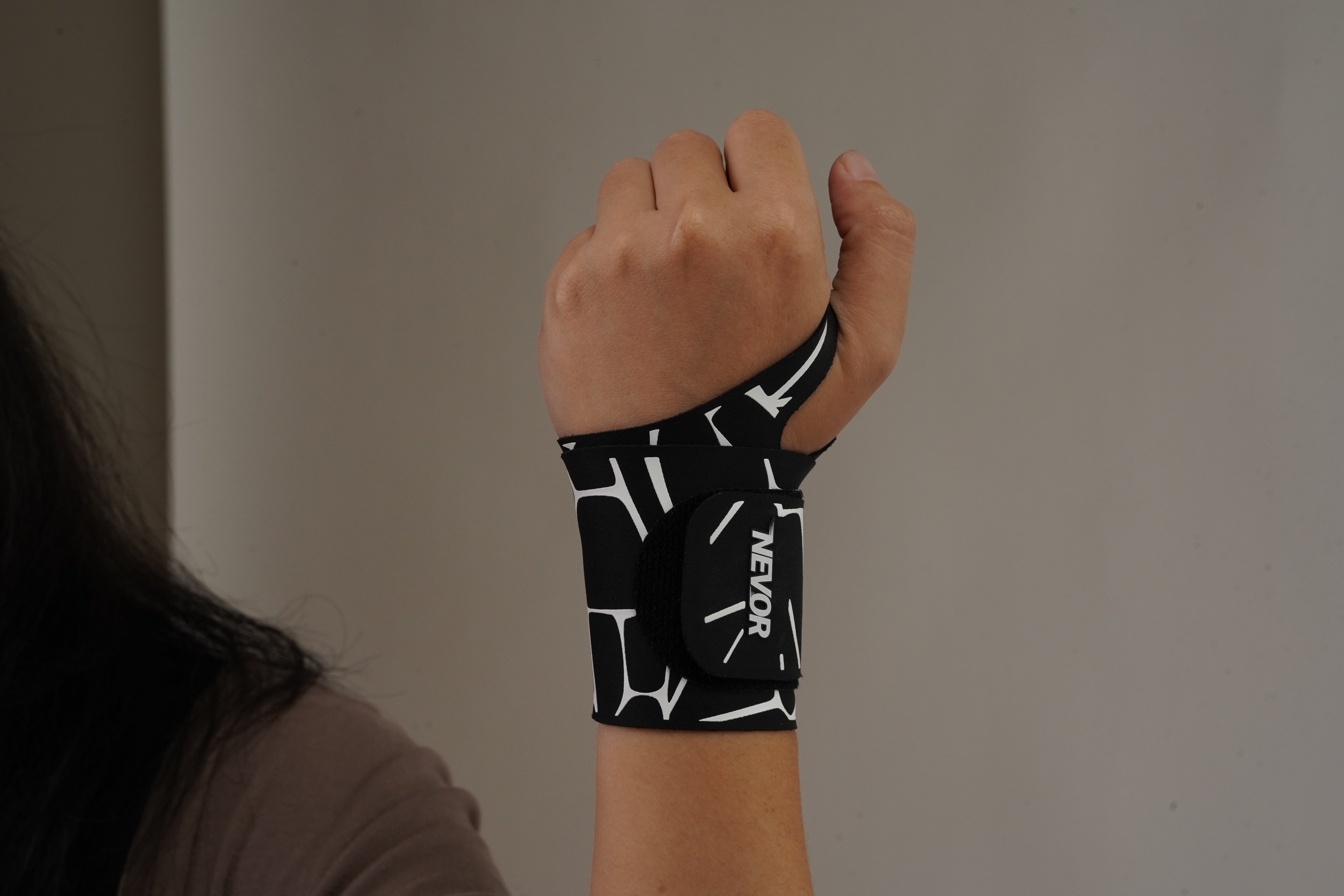 NEVOR WRIST-LOCK S2