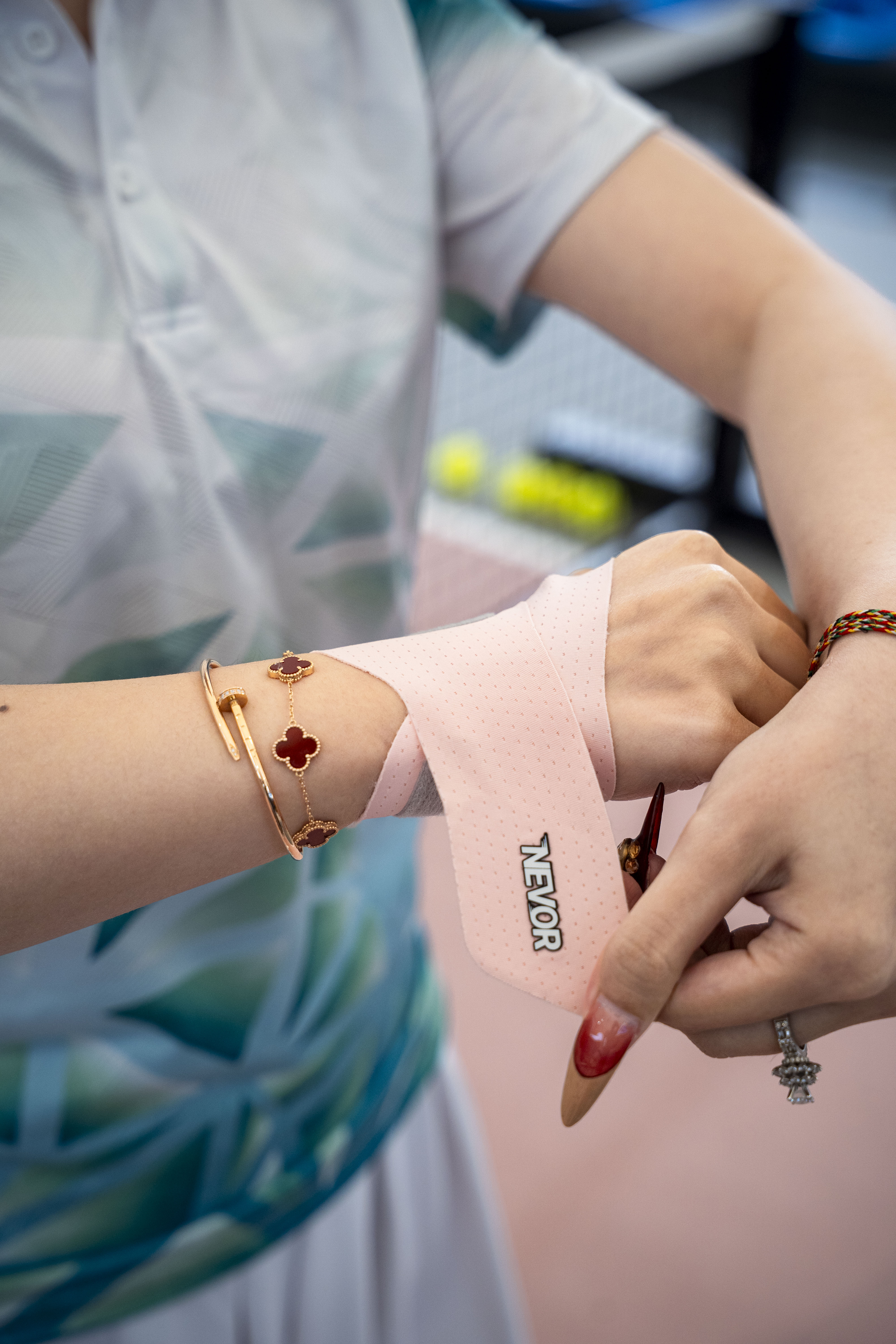 Băng Quấn Cổ Tay Nevor Fit BCT02 Trợ Lực Cổ Tay, Cố Định Khớp, Hạn Chế Chấn Thương